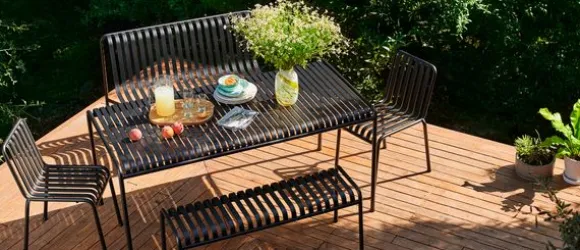 1 Palissade Bord, 2 Palissade Armchair og 1 Palissade Bench