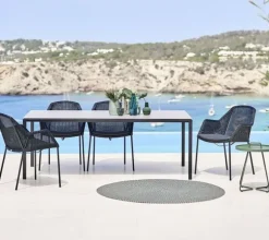 1 Pure table og 6 Breeze 5464 stole