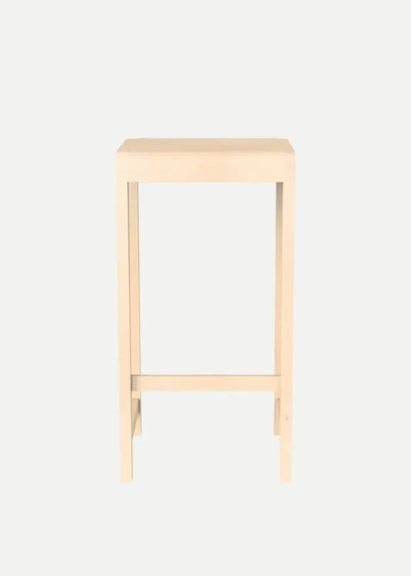 01 stool
