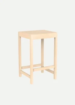 01 stool