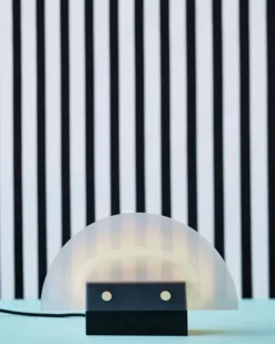 Acrylic Screen | Table Lamp