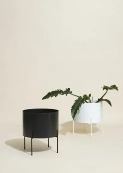 Airy Planter