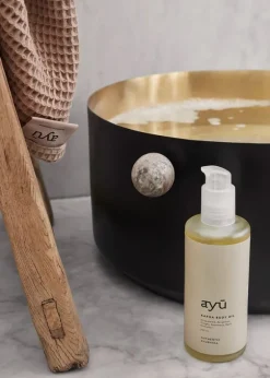 Body Oil