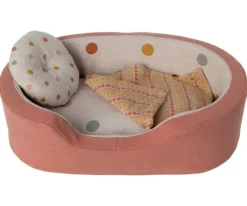 Cozy basket