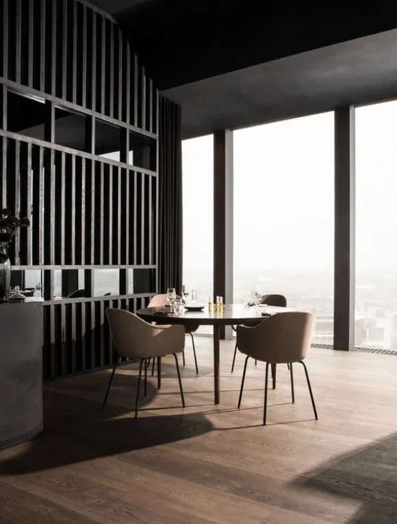 Harbour Dining Chair / Black Steel Base